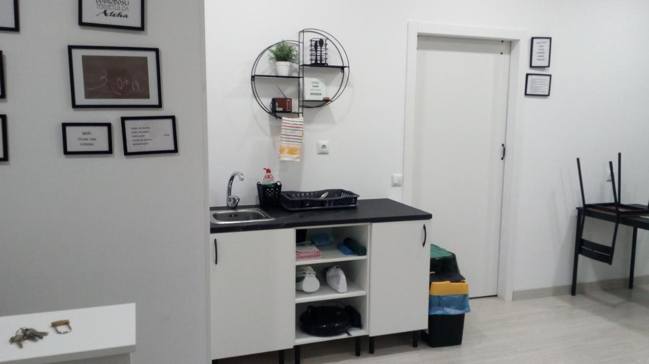 Fonte Dos Aloques Hostel Porrino Bagian luar foto