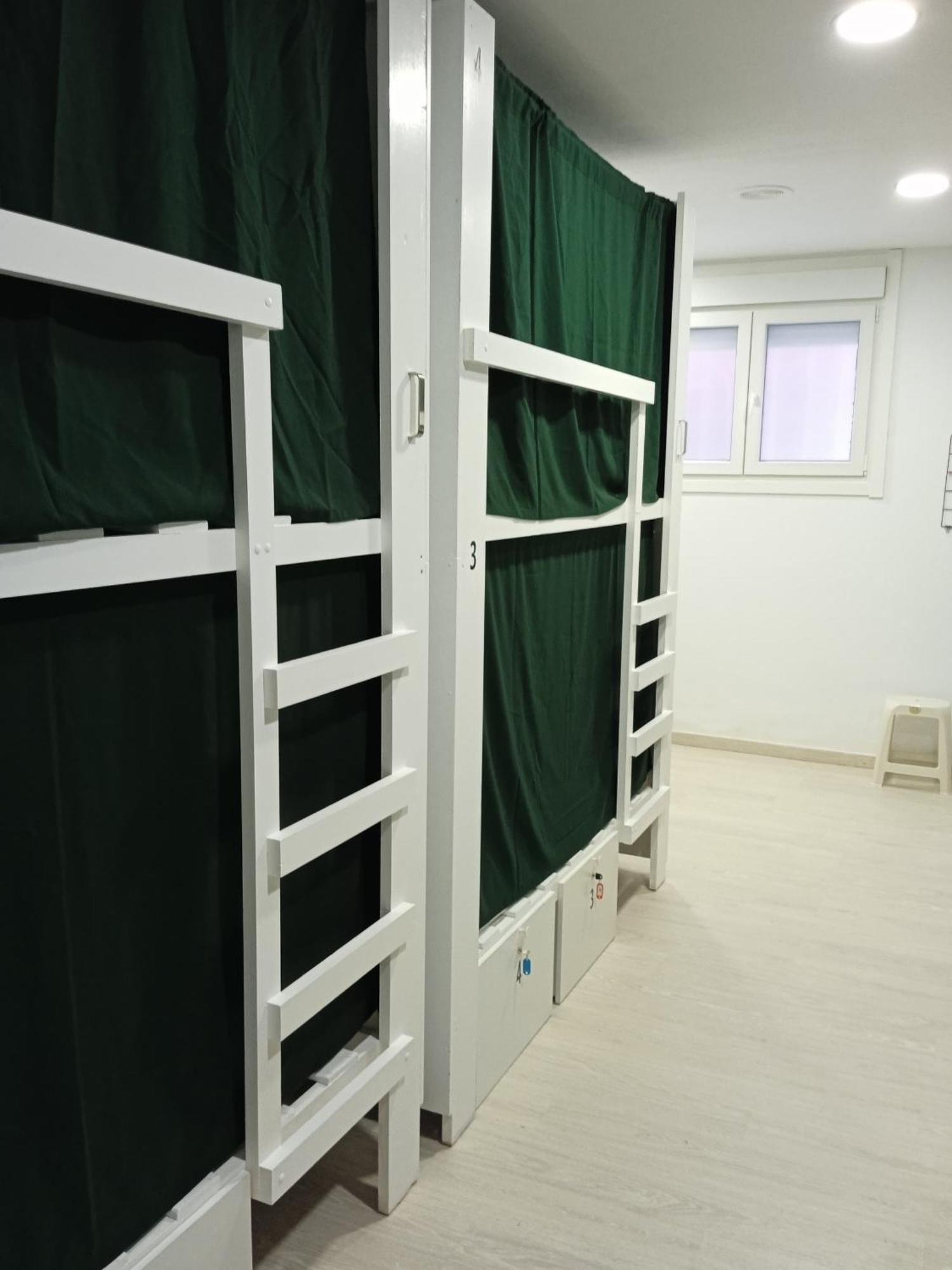 Fonte Dos Aloques Hostel Porrino Bagian luar foto