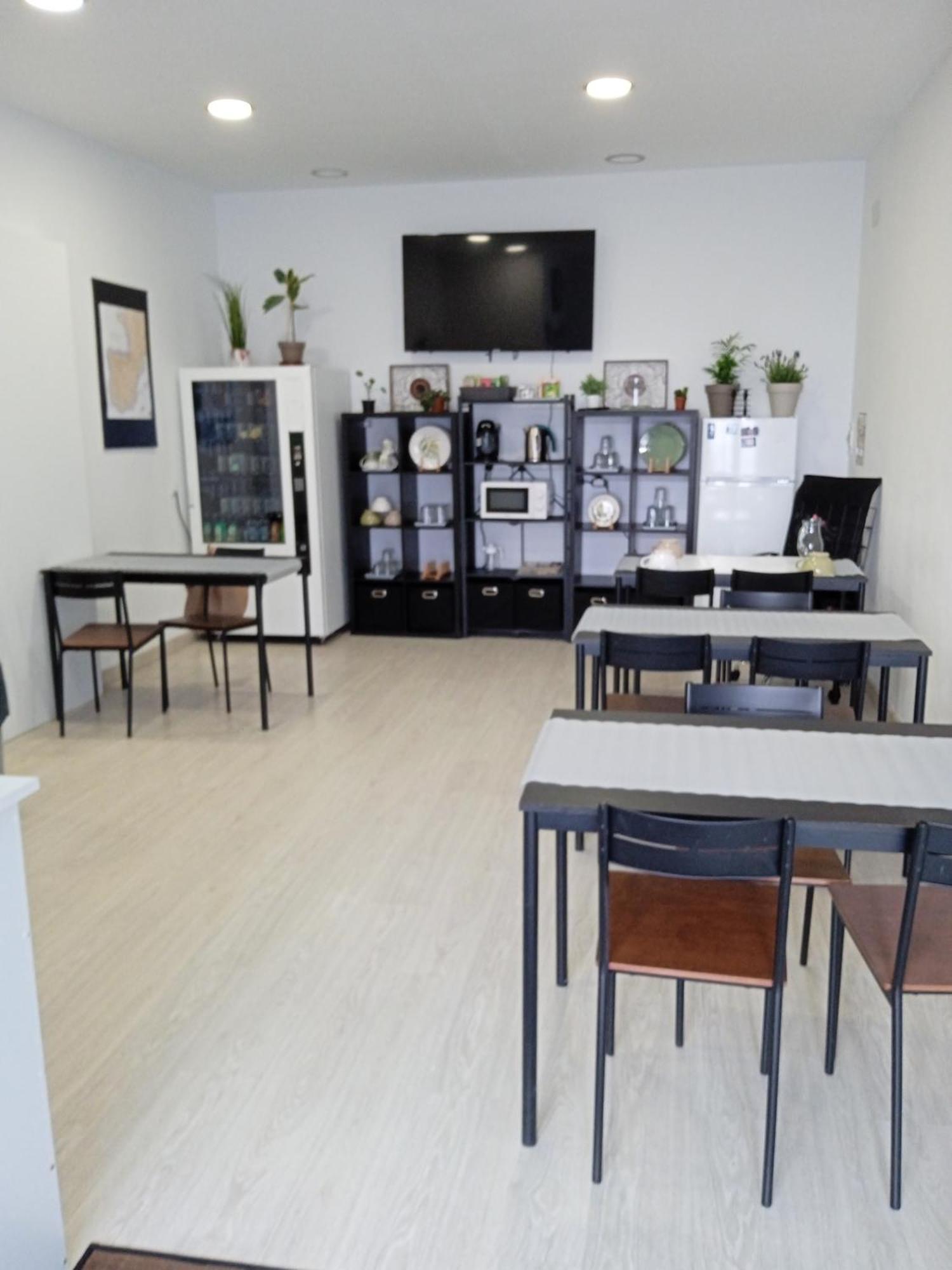 Fonte Dos Aloques Hostel Porrino Bagian luar foto